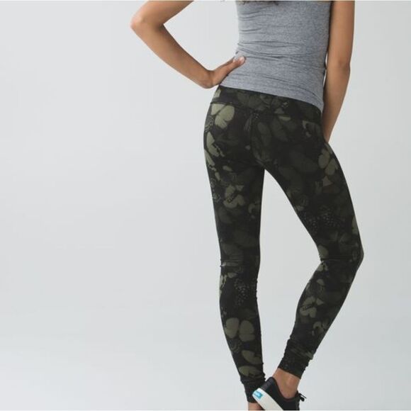 Lululemon wunder under green & black with butterfly pants sz 2 with 32" inseam - Picture 3 of 8